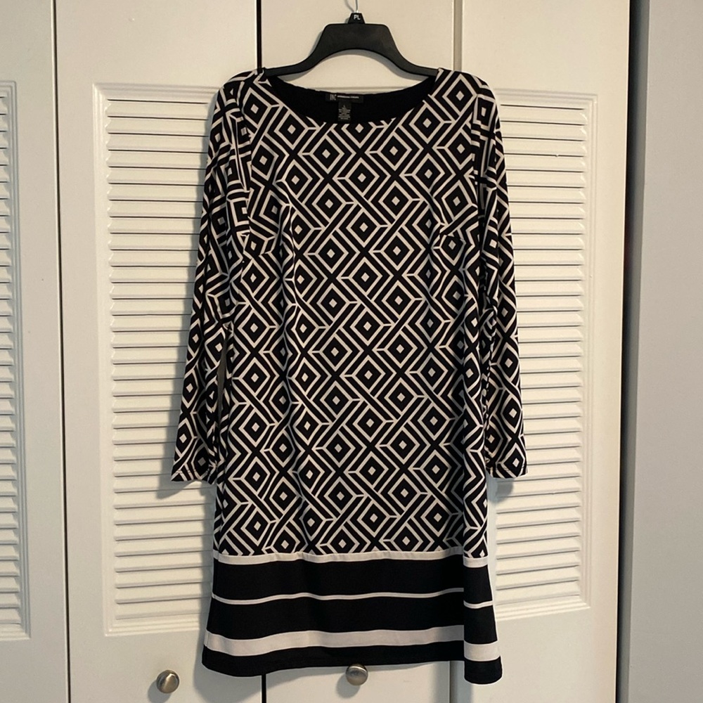 New with tags classic black and white dress